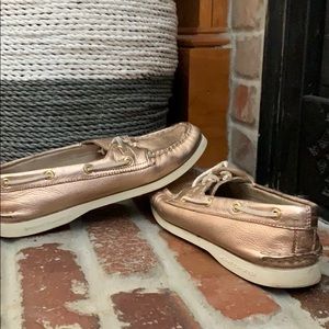Rose gold Sperry Top-Sider